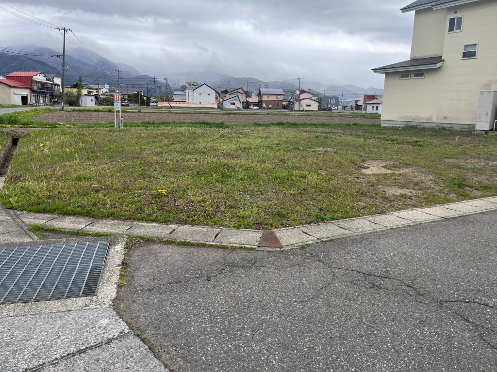 売地　（猪苗代町）